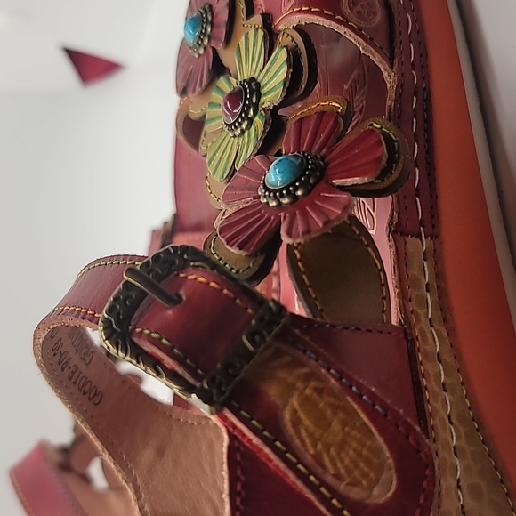 L'ARTISTE 🌺🌼 Goodie Sandal sz8.5 embellished leather handcrafted SPRING … - Picture 10 of 12